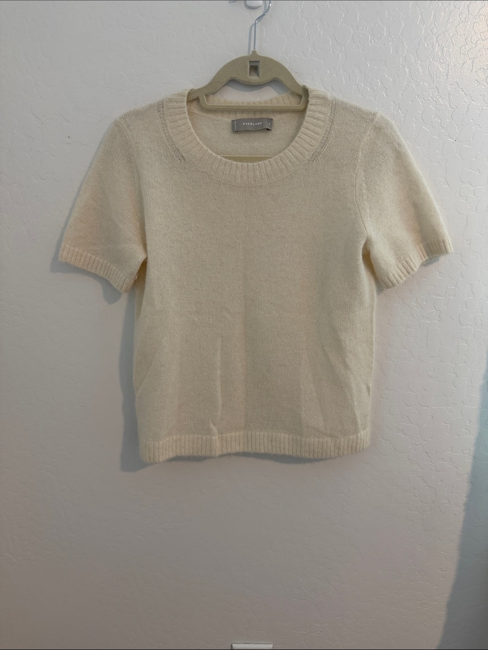 Everlane Cream Short Sleeve Crewneck Sweater